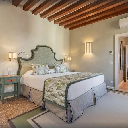 Beautiful In Holiday home *